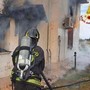 Incendio in una casa nel Brindisino, crollano i solai: si cerca una persona
