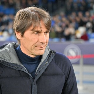 Conte resta sulla panchina del Napoli, sui social il video ufficiale