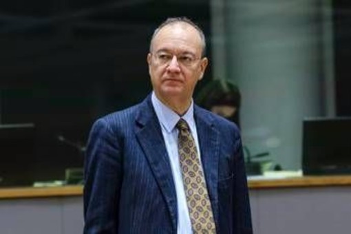 Crisi energetica e scuola, Valditara assicura: "La Dad non è contemplata in alcun modo" Crisi energetica e scuola, Valditara assicura: "La Dad non è contemplata in alcun modo"