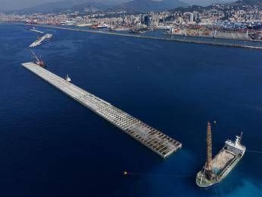 Webuild, Nuova diga foranea di Genova raggiunge 1,5 km di lunghezza