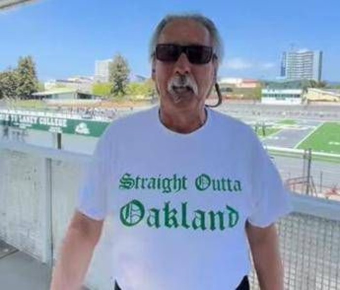 Morto John Beam, il 'coach di Netflix' ucciso a Oakland Morto John Beam, il 'coach di Netflix' ucciso a Oakland