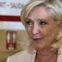 Marine Le Pen condannata, un anno con il braccialetto elettronico ma potrà candidarsi