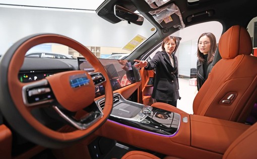 Cina, in crescita ad aprile produzione e vendita di veicoli elettrici e ibridi