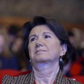 Marito della ministra Roccella disperso nel lago di Vico, in corso le ricerche