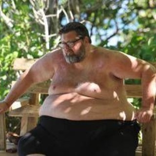 Isola dei Famosi, le difficoltà di Mario Adinolfi: il racconto del naufrago