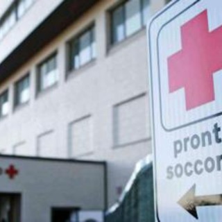 Schiacciato dalla sua auto messa in moto da bimbo, dichiarata morte cerebrale