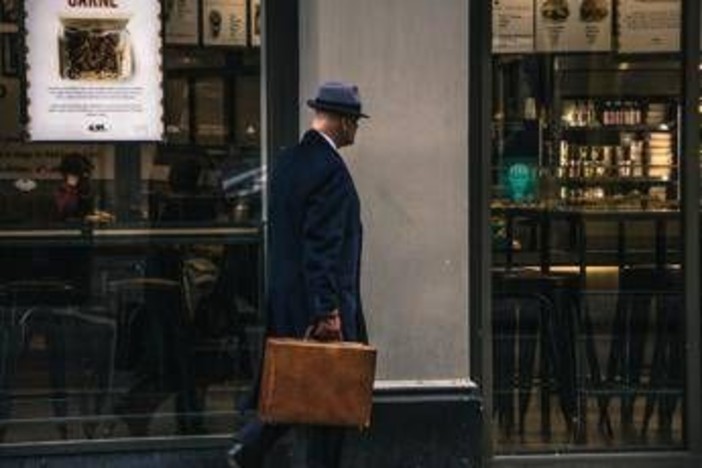 Santarelli: “L’AI non sostituirà le spie. Intelligence europea? Il problema è chi cede i propri segreti” Santarelli: “L’AI non sostituirà le spie. Intelligence europea? Il problema è chi cede i propri segreti”