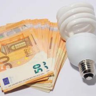 Bolletta luce e gas, dal primo luglio arriva 'scontrino energia'