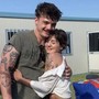 Olly realizza il sogno di Aurora. La fan uscita dal coma: &quot;La tua voce mi ha aiutata&quot;