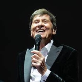 Gianni Morandi festeggia i 60 anni di 'C'era un ragazzo' e nel 2026 va in tour Gianni Morandi festeggia i 60 anni di 'C'era un ragazzo' e nel 2026 va in tour
