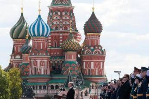 Ucraina, Cremlino: &quot;Sanzioni Usa? Economia della Russia ormai è immune&quot;