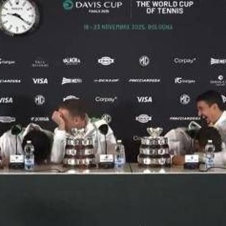 Cobolli, Berrettini e la conferenza show dopo il trionfo in Coppa Davis