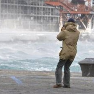 Meteo, nuova allerta della Protezione Civile: venti di burrasca e temporali al Centro-Nord