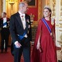 Kate accanto a Macron, ritorno al banchetto di Stato dopo due anni