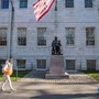 Trump vieta ad Harvard di accettare studenti stranieri, il nuovo attacco