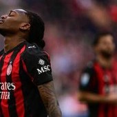 Milan, Leao e l'indizio di mercato: "Mi piacciono United e Arsenal"
