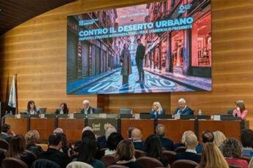 Commercio, per quello di prossimità rischi da burocrazia e mancato ricambio