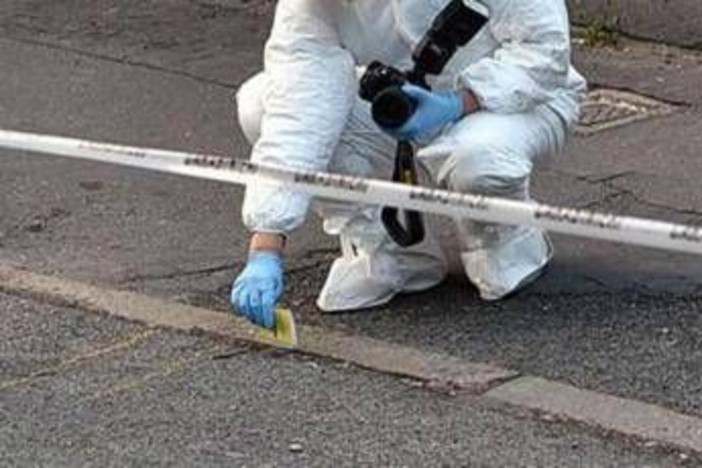 Uomo ucciso a coltellate a Roma, due fermati Uomo ucciso a coltellate a Roma, due fermati