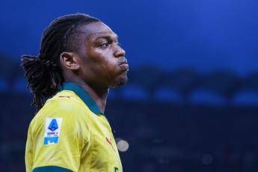 Leao resta al Milan? L'Aston Villa frena, per il portoghese spunta il Tottenham