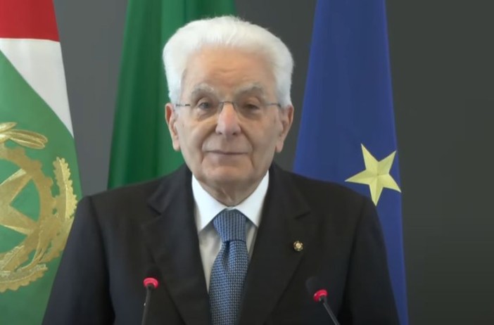 Mattarella “Voto italiani all’estero espressione di cittadinanza attiva”