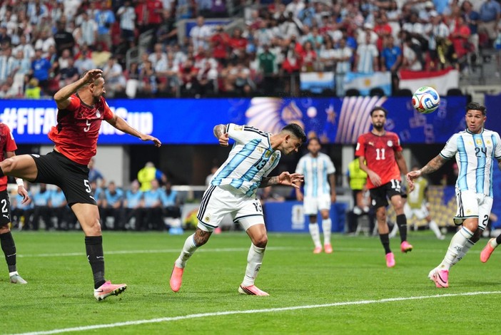 All’Inferno e ritorno, l’Argentina ribalta l’Egitto e va ai quarti