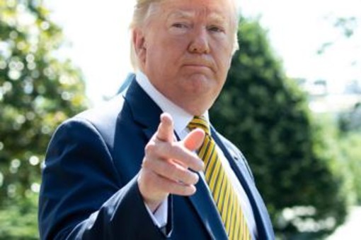 Trump, boom di ricavi dalle criptovalute: oltre 1 miliardo di dollari in un anno Trump, boom di ricavi dalle criptovalute: oltre 1 miliardo di dollari in un anno