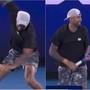 Kyrgios, show al 'Million Dollar 1 Point Slam': viene eliminato e spacca racchetta Kyrgios, show al 'Million Dollar 1 Point Slam': viene eliminato e spacca racchetta