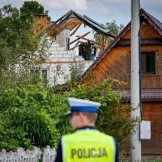 Droni russi sulla Polonia, Varsavia: &quot;Non è stato un incidente, Cremlino si prende gioco di Trump&quot;