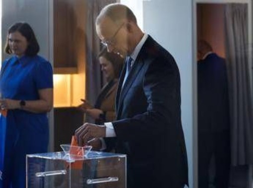 Voto choc in Germania, Merz non raggiunge maggioranza per diventare cancelliere