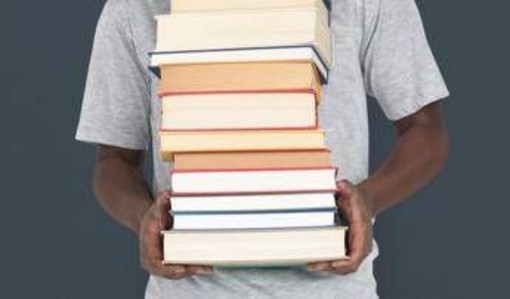 Carta della Cultura, al via da oggi le richieste del contributo per l'acquisto dei libri
