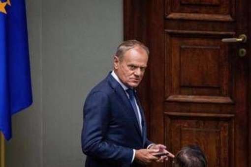 Ucraina, Tusk: &quot;Da Usa impegno a consultare Ue prima d'incontrare Putin&quot;