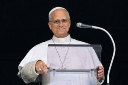 Papa Leone: "Ho superato la fase delicata, riprenderò gradualmente le attività" Papa Leone: "Ho superato la fase delicata, riprenderò gradualmente le attività"