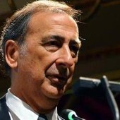 Inchiesta urbanistica Milano, Sala vestito da carcerato in post consigliere comunale Fratelli d'Italia