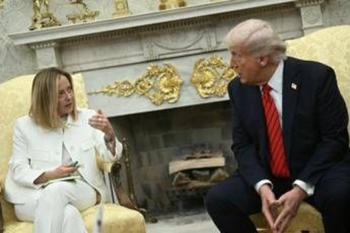 New York Times: &quot;Meloni tra pochi leader europei che piacciono a Trump&quot;