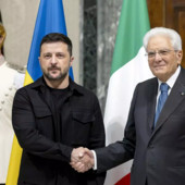 Ucraina, Mattarella a Zelensky “Dall’Italia sempre pieno sostegno”