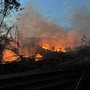 Incendio a Roma, strade chiuse tra Magliana e Fiumicino