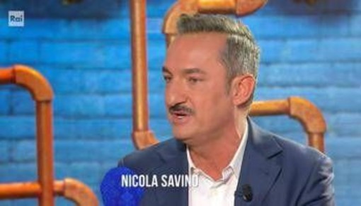 Nicola Savino, il rapporto con il padre: "È stato assente, ma meraviglioso"