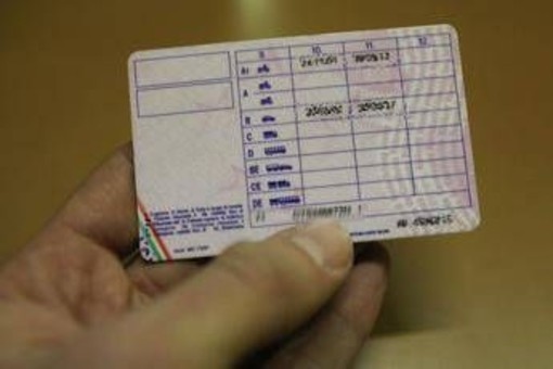 Patenti più care dal 1 novembre, Autoscuole: &quot;L'aumento non è una nostra decisione&quot;