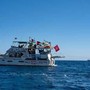 Flotilla risponde all'alert della Marina italiana: &quot;È sabotaggio&quot;. Israele: &quot;Ascoltate Meloni&quot;