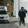 Lo Stato le 'regala' 400mila euro, lei li spende. Ora però rischia l'arresto