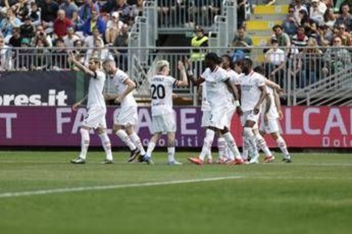 Venezia-Milan 0-2: Pulisic e Gimenez regalano il successo ai rossoneri