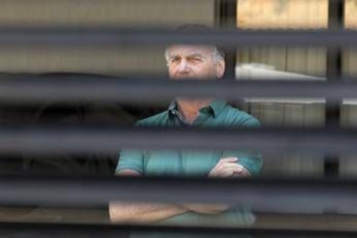 Bolsonaro lascia il carcere, trasferito in ospedale per intervento chirurgico