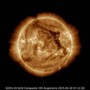 La Terra colpita da una forte tempesta solare: possibili effetti su satelliti e comunicazioni