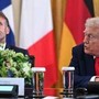 Ucraina, Trump e il fuorionda con Macron: &quot;Putin vuole accordo&quot;